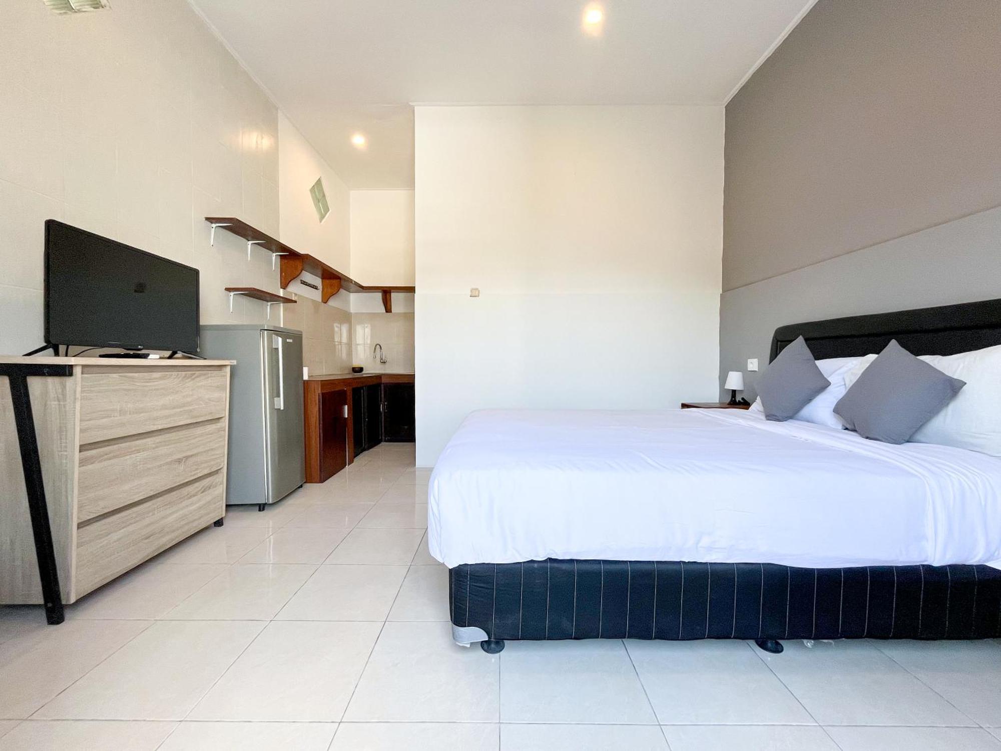 Adi Surya Guest House Seminyak  Exterior photo